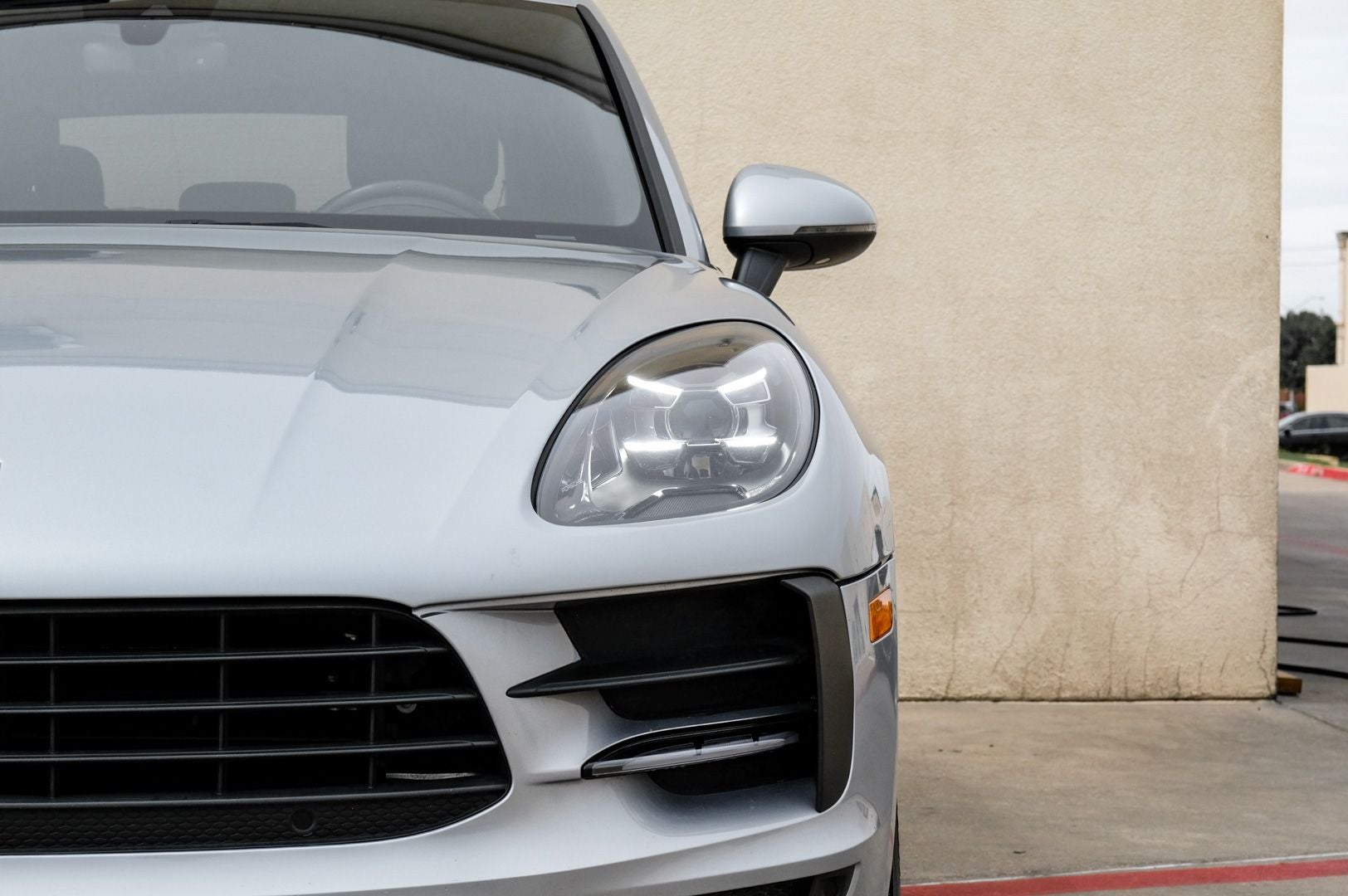 2020 Porsche Macan Base