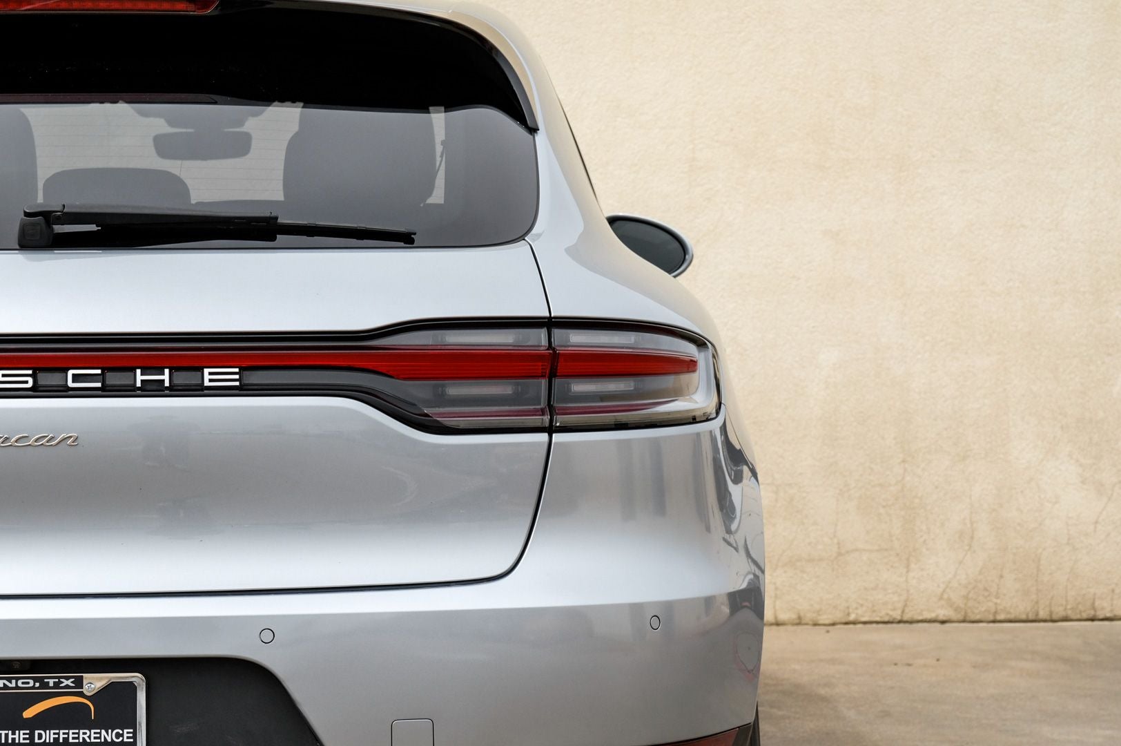 2020 Porsche Macan Base