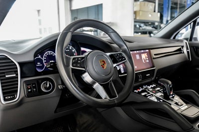 2021 Porsche Cayenne Base