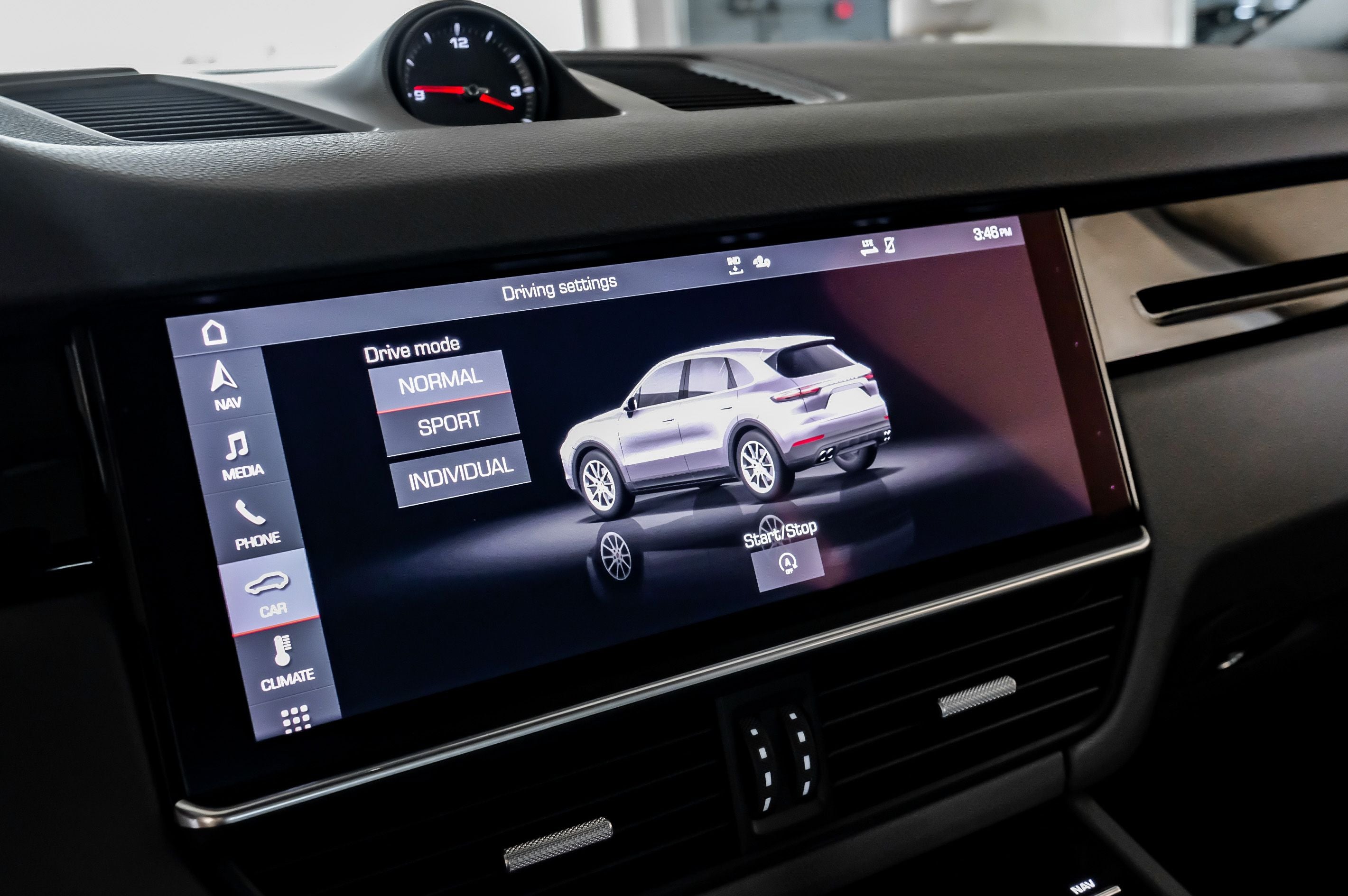 2021 Porsche Cayenne Base