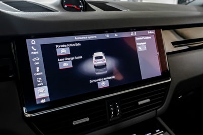 2021 Porsche Cayenne Base