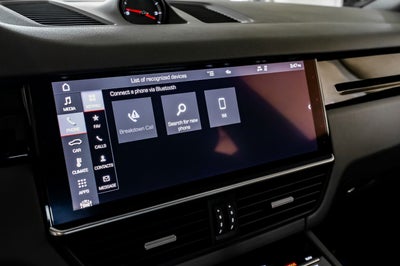2021 Porsche Cayenne Base