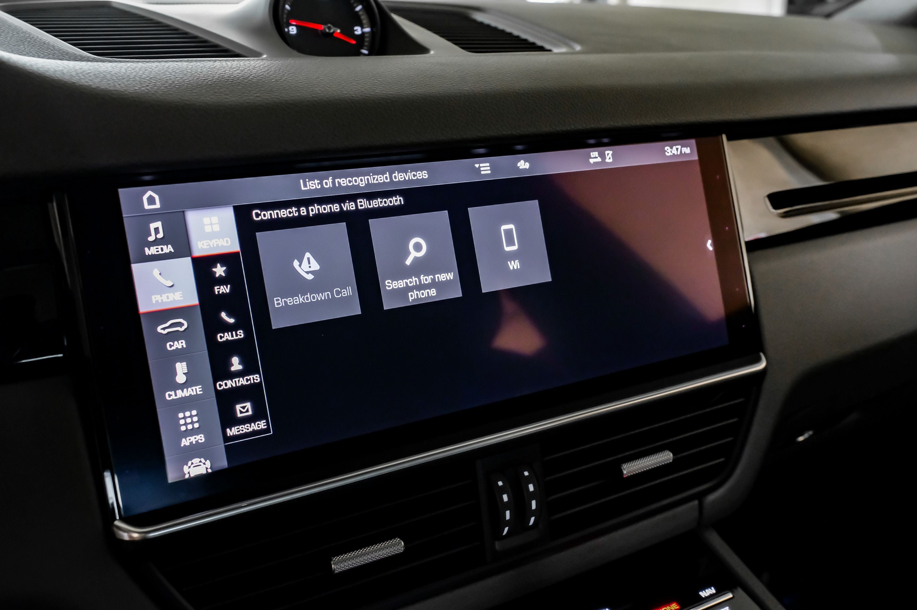 2021 Porsche Cayenne Base