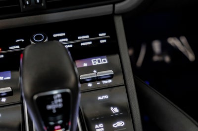 2021 Porsche Cayenne Base