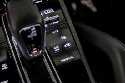 2021 Porsche Cayenne Base