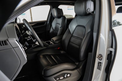 2021 Porsche Cayenne Base