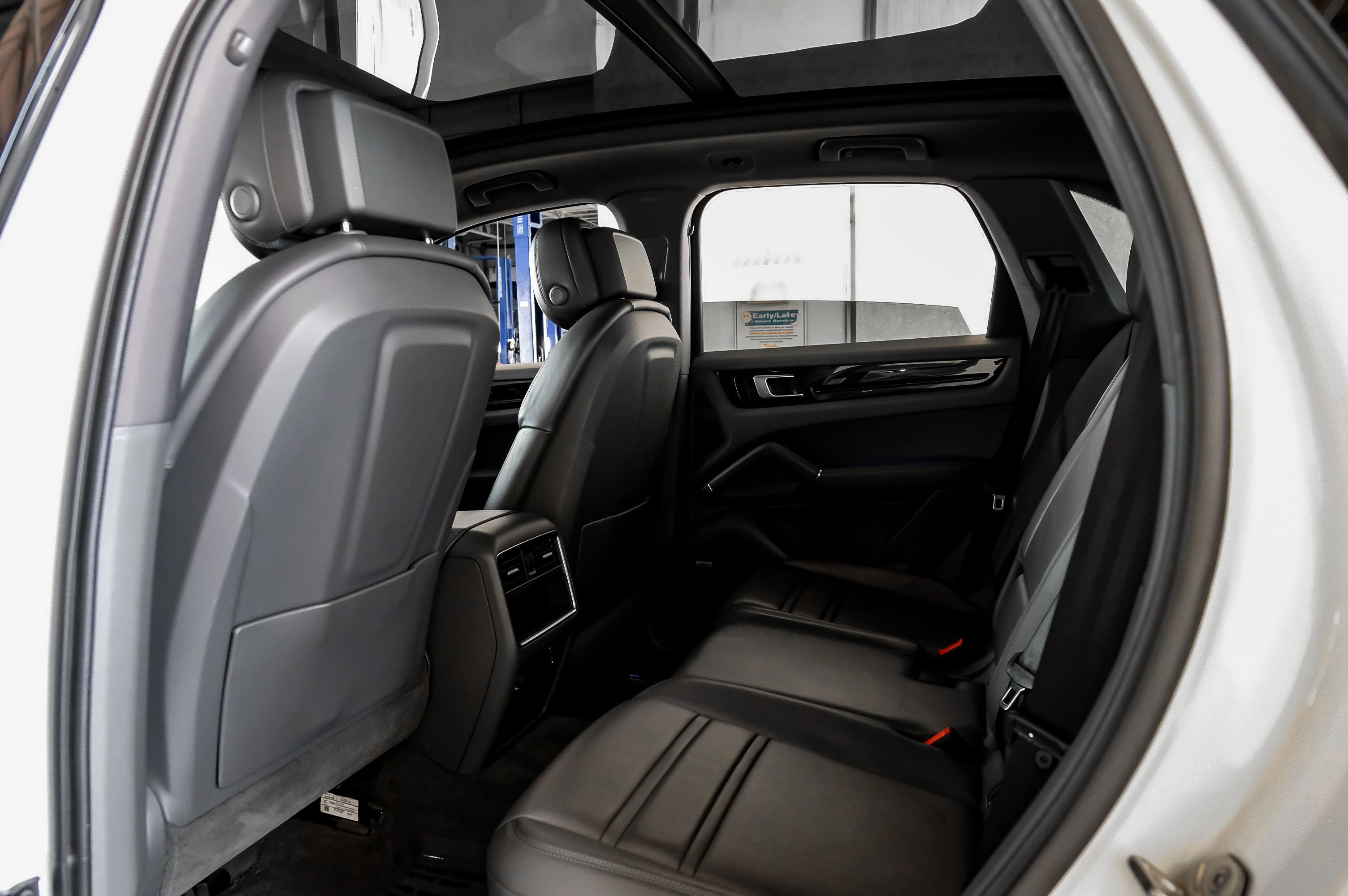2021 Porsche Cayenne Base