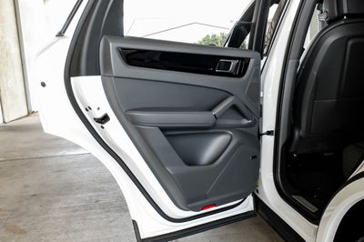 2021 Porsche Cayenne Base