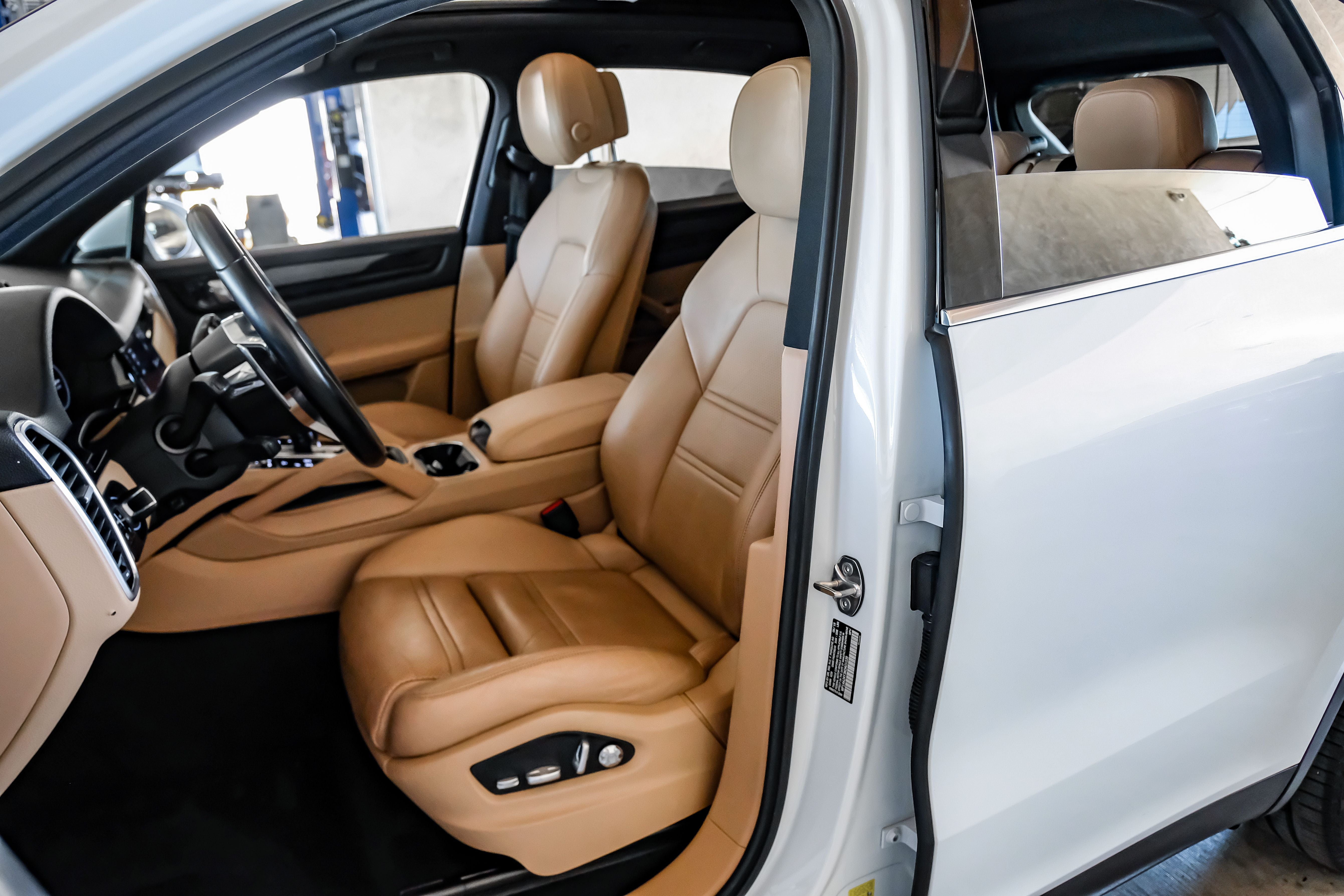 2019 Porsche Cayenne Base