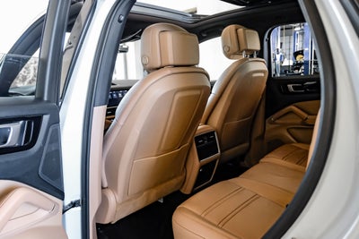 2019 Porsche Cayenne Base