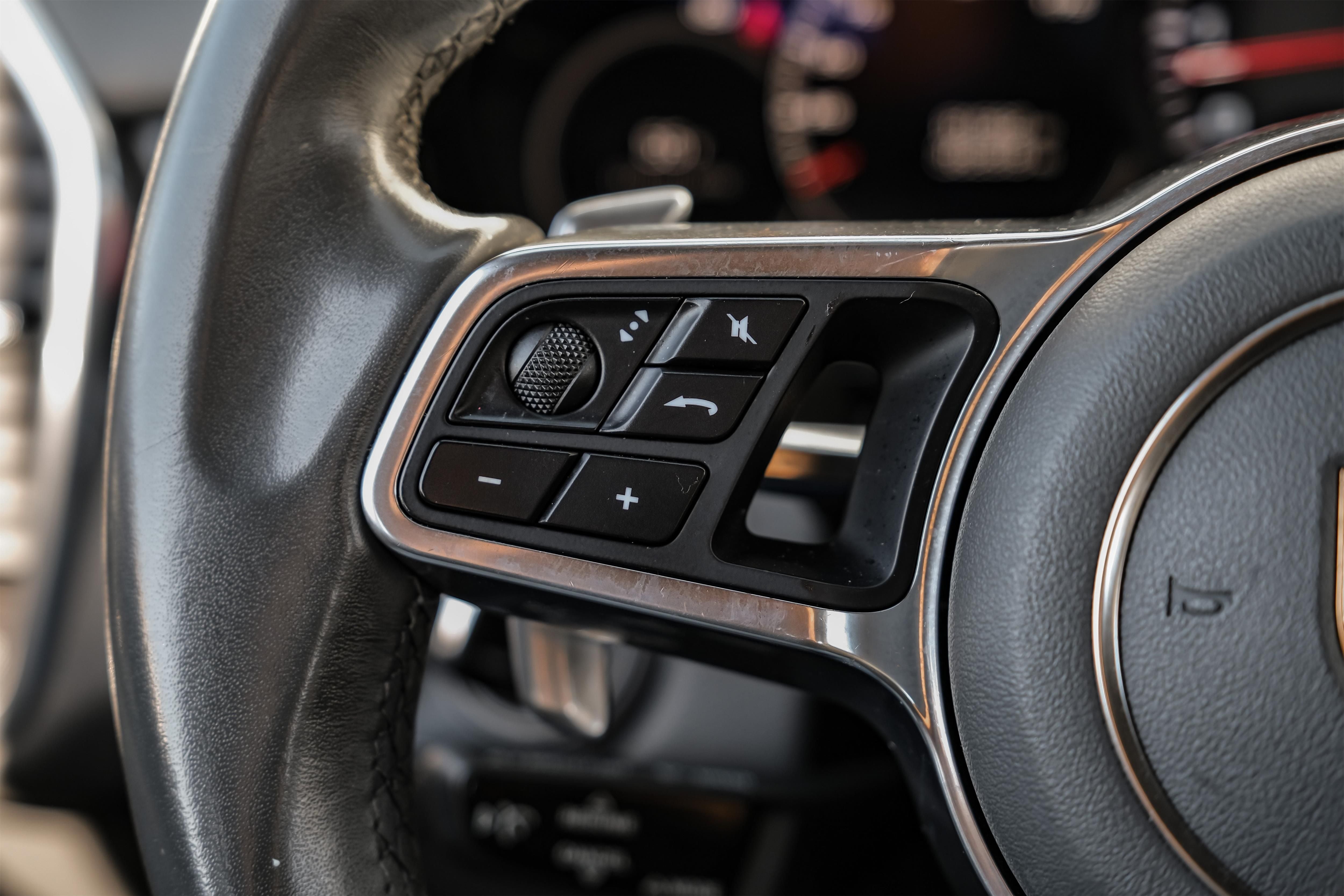 2019 Porsche Cayenne Base