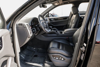 2019 Porsche Cayenne Base
