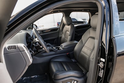 2019 Porsche Cayenne Base