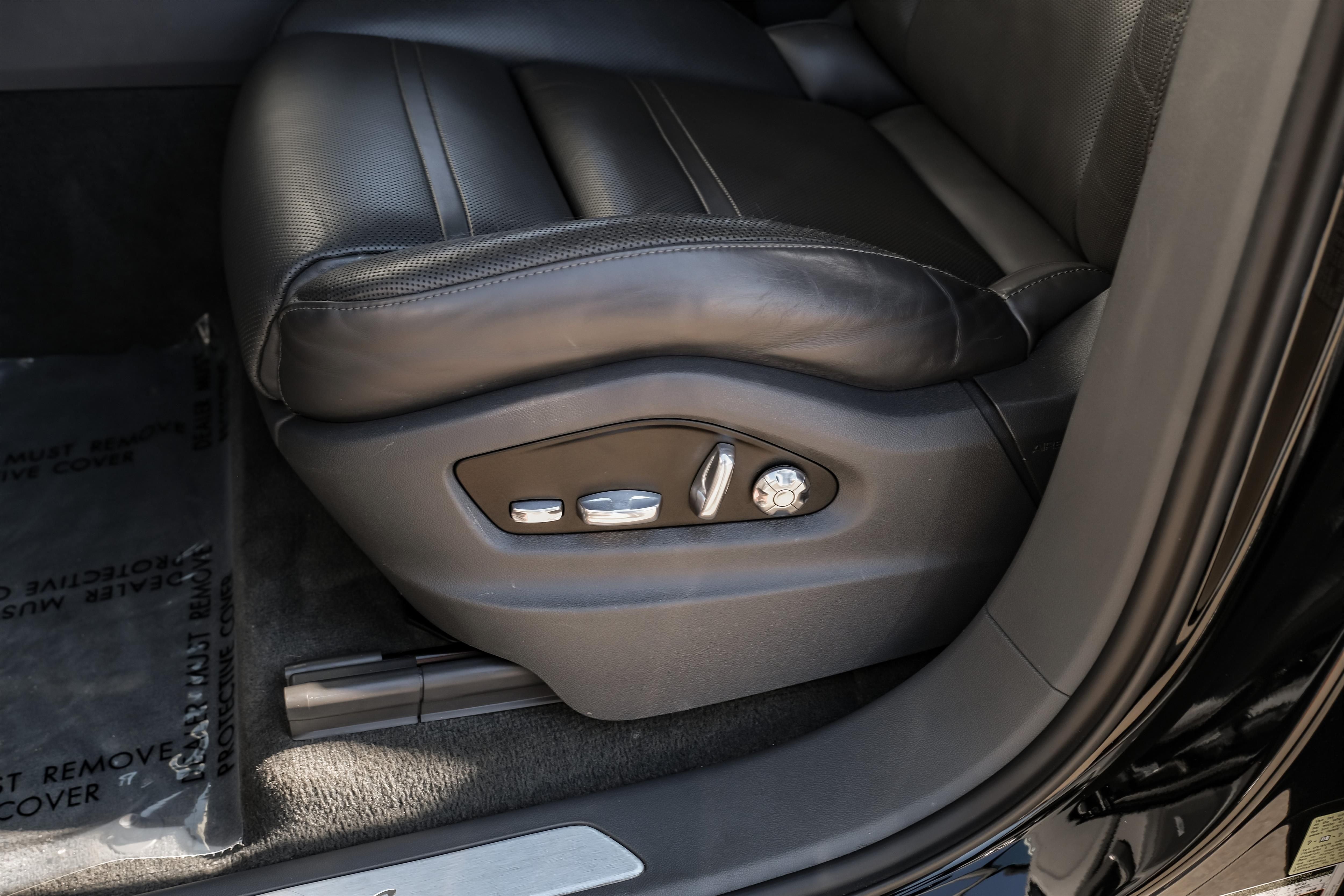 2019 Porsche Cayenne Base