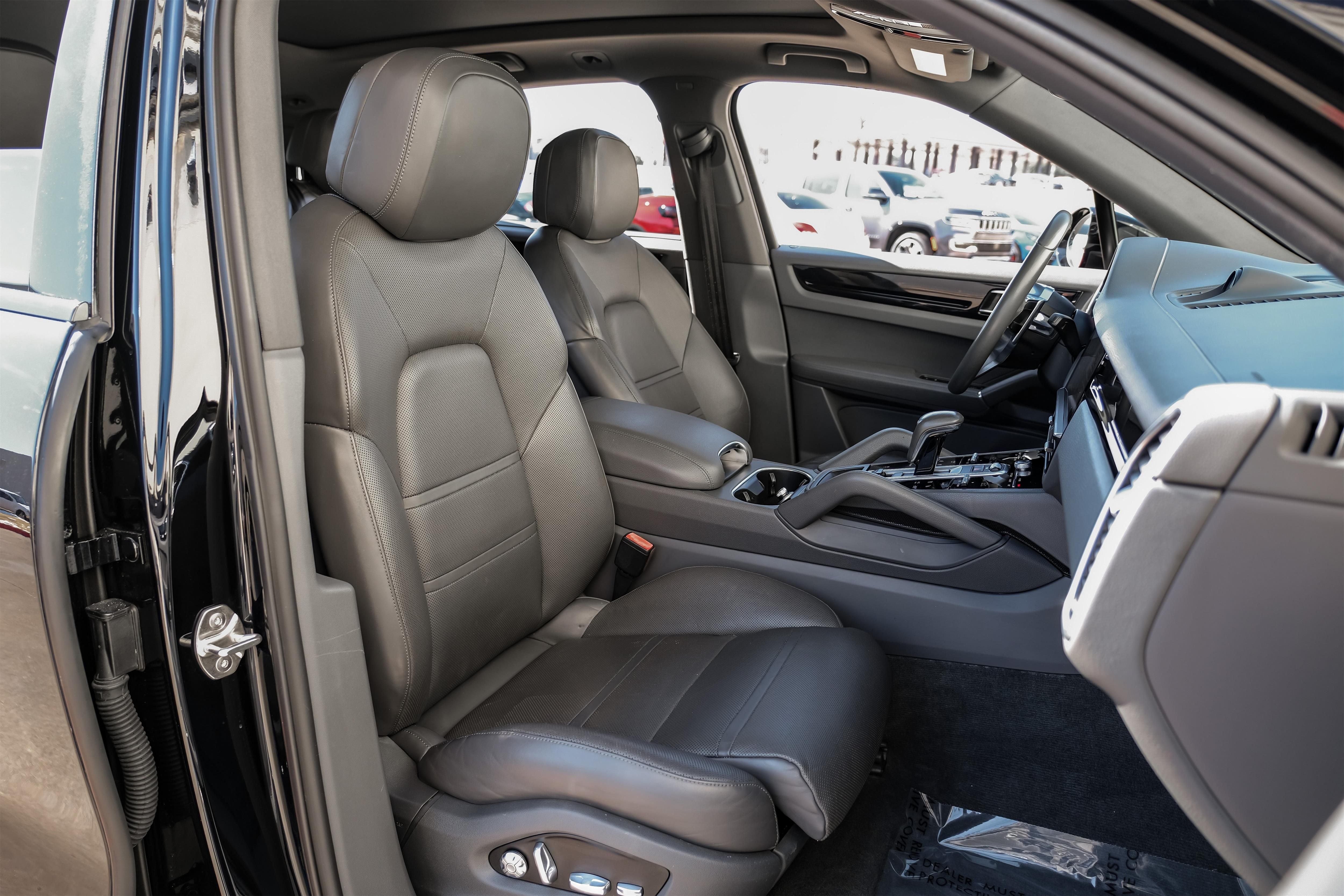 2019 Porsche Cayenne Base