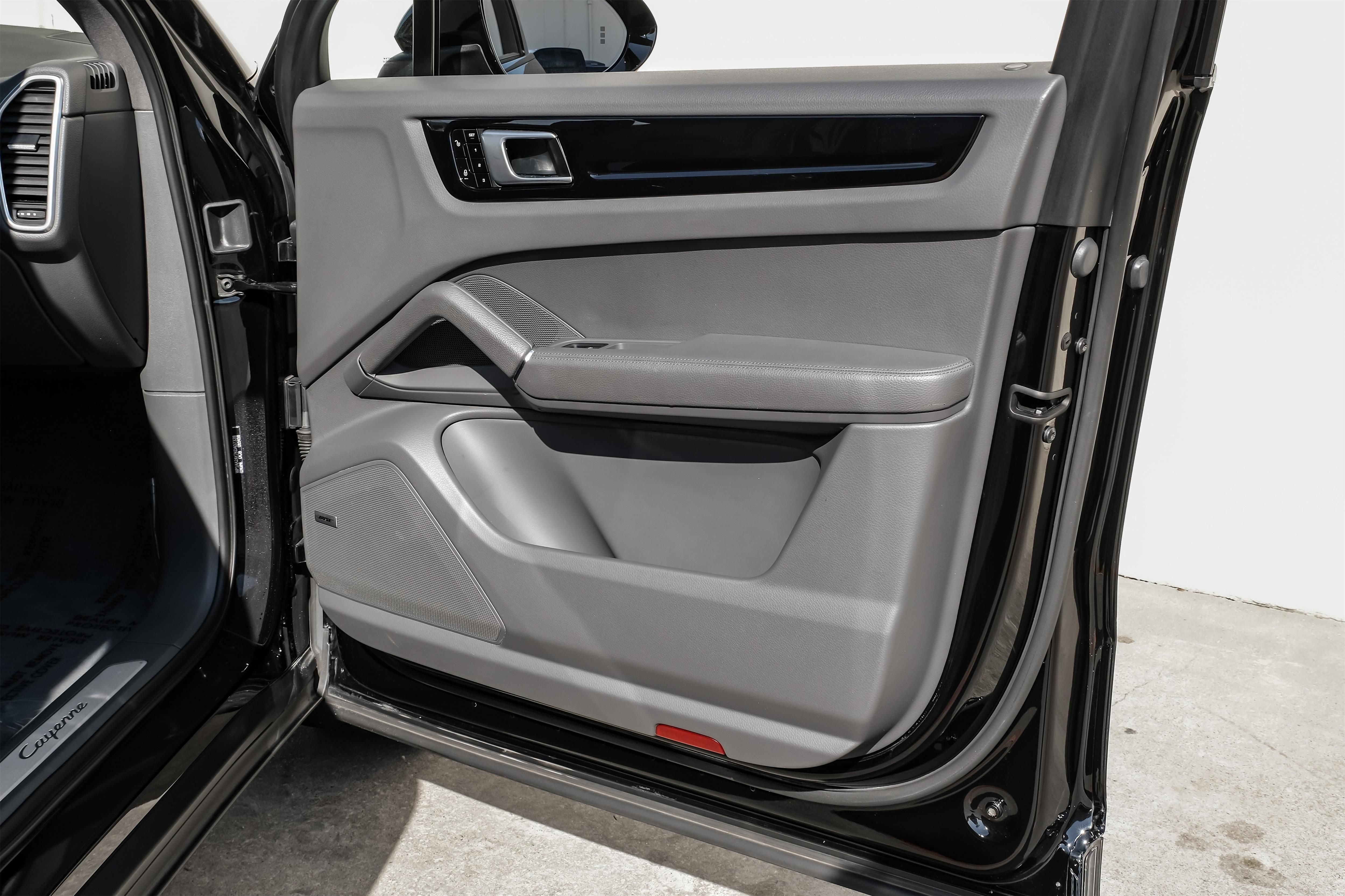 2019 Porsche Cayenne Base