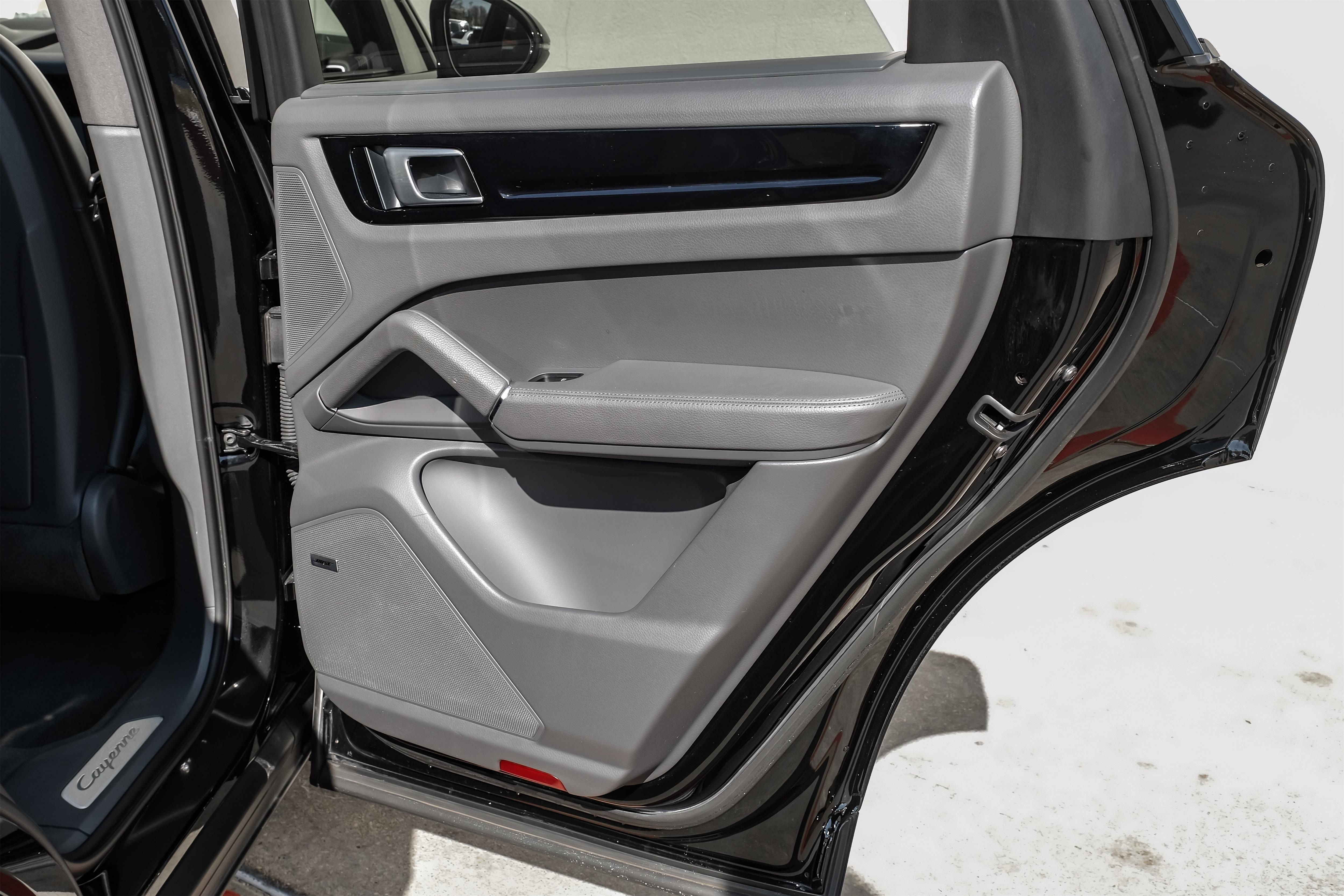 2019 Porsche Cayenne Base