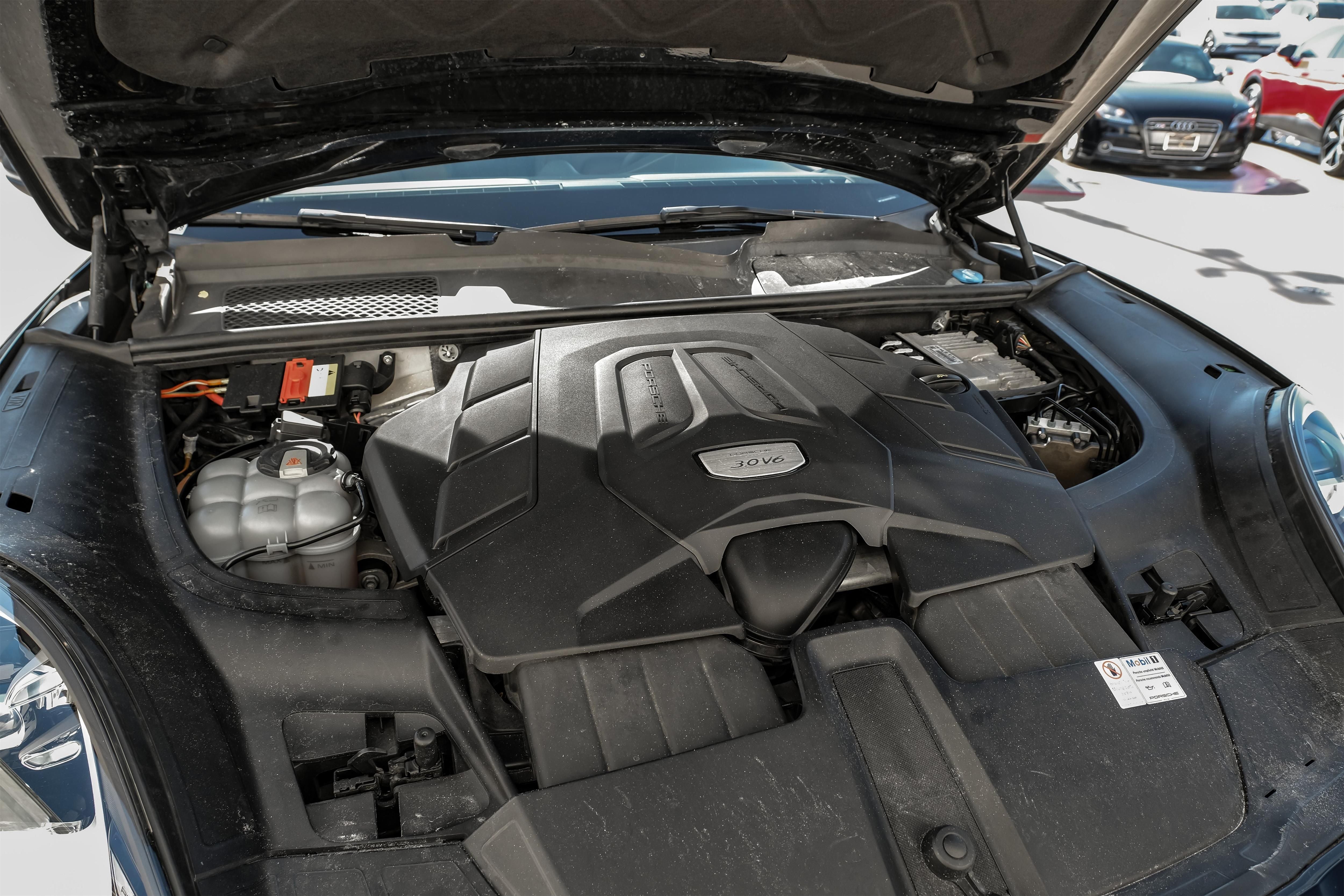 2019 Porsche Cayenne Base