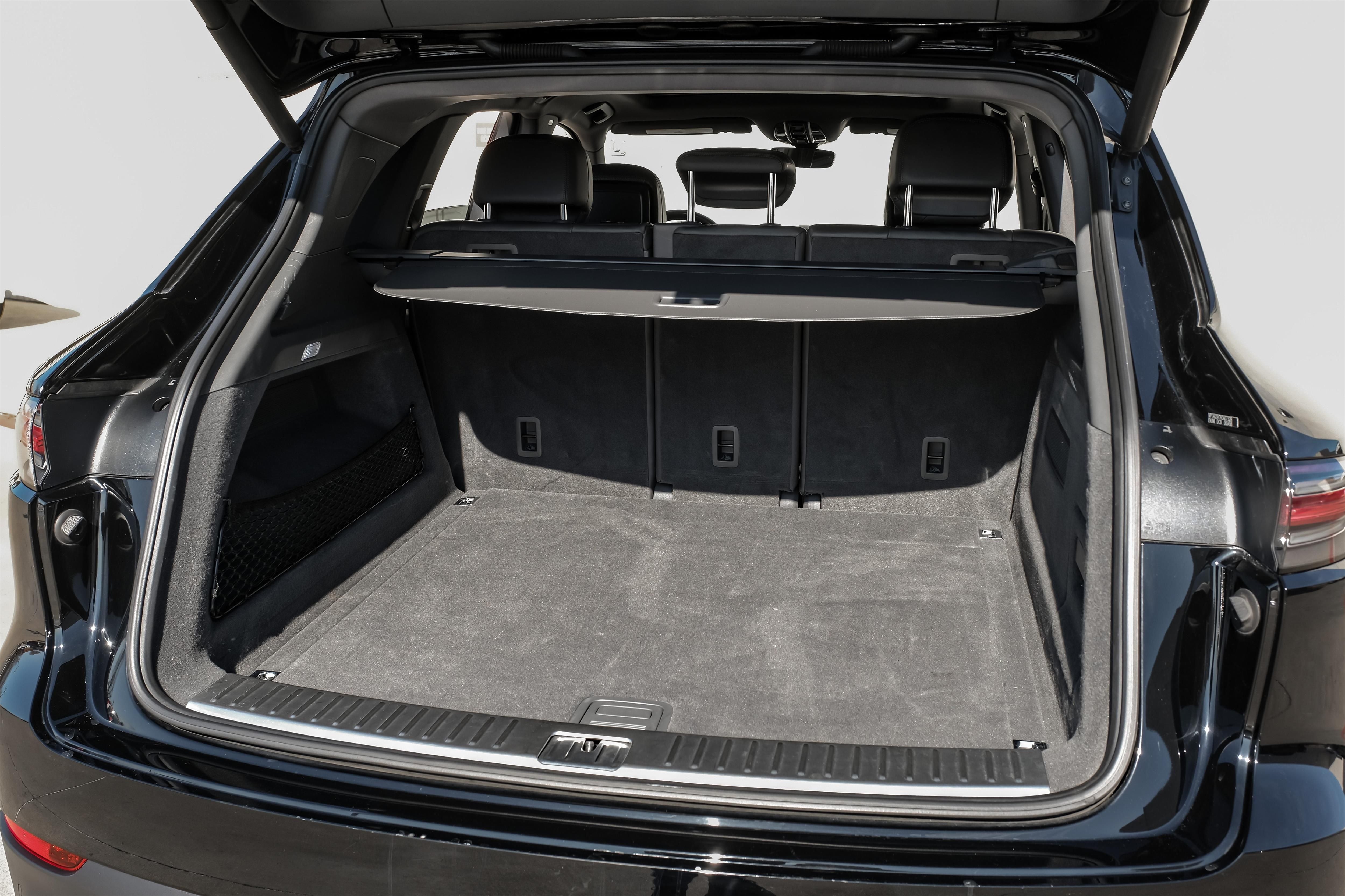 2019 Porsche Cayenne Base