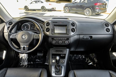 2017 Volkswagen Tiguan 2.0T Wolfsburg Edition
