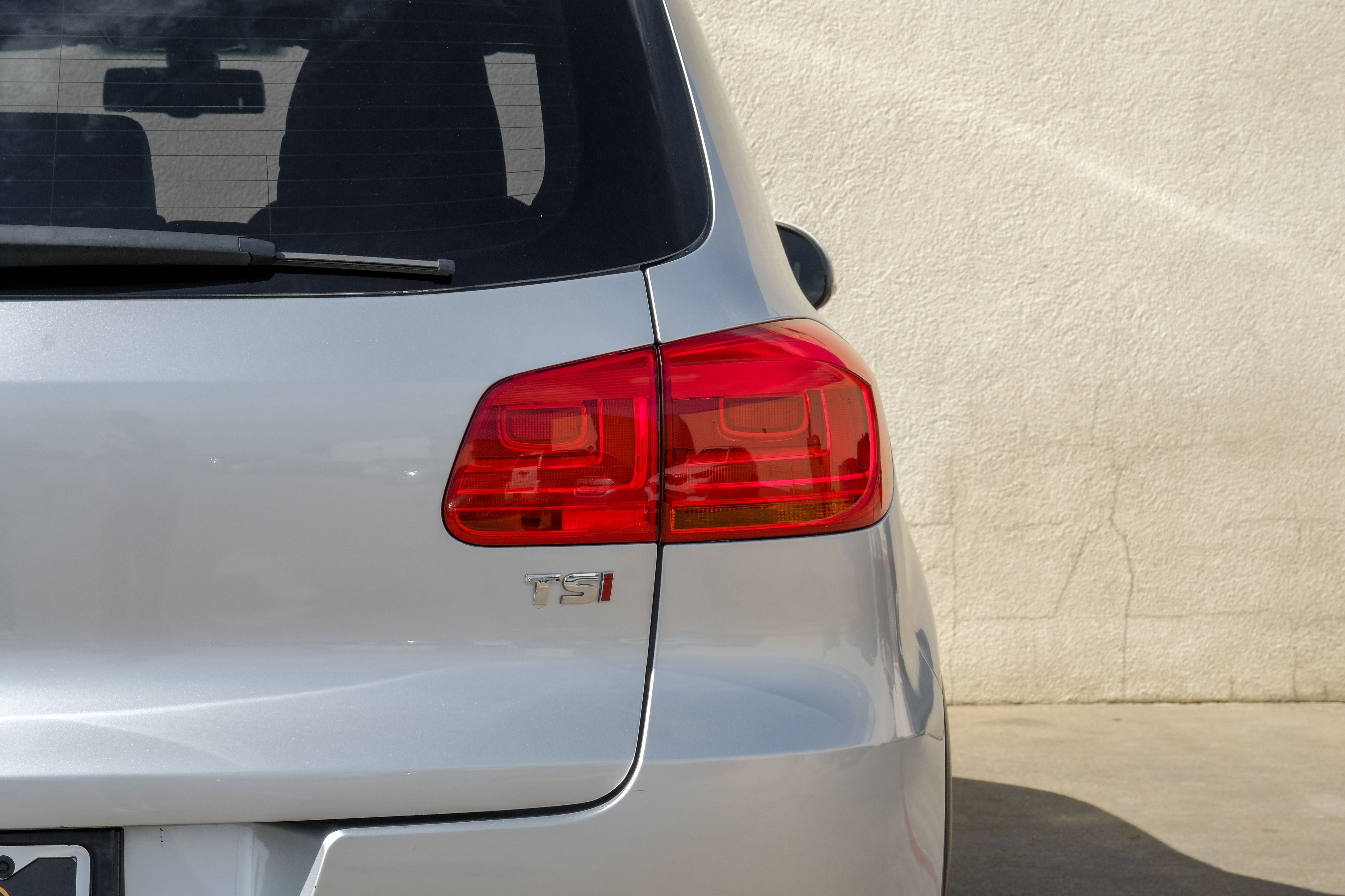 2017 Volkswagen Tiguan 2.0T Wolfsburg Edition
