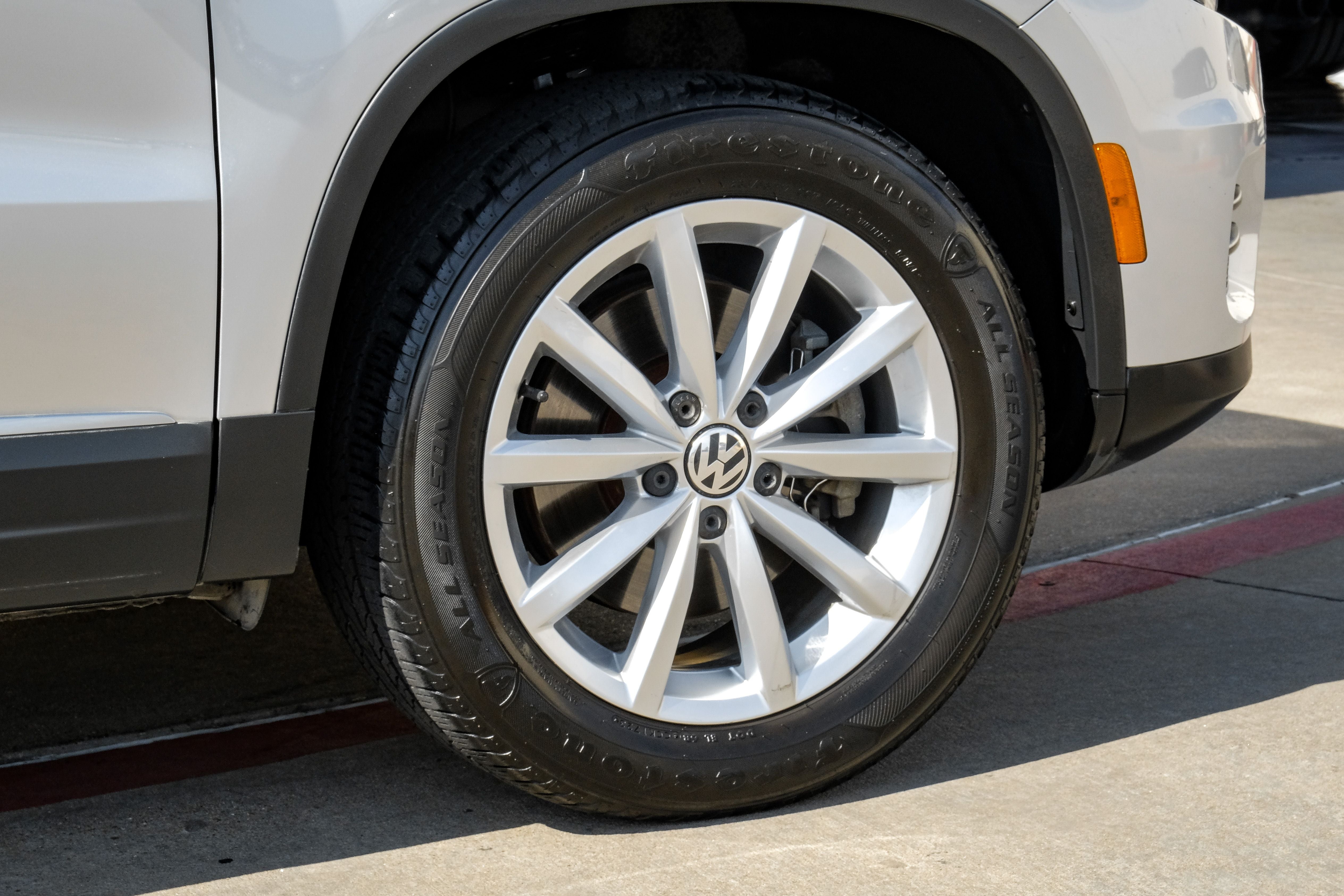 2017 Volkswagen Tiguan 2.0T Wolfsburg Edition