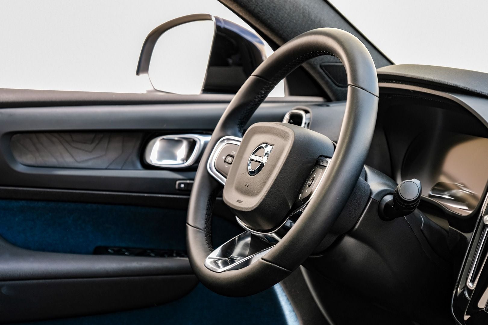 2023 Volvo C40 Recharge Pure Electric Twin Plus