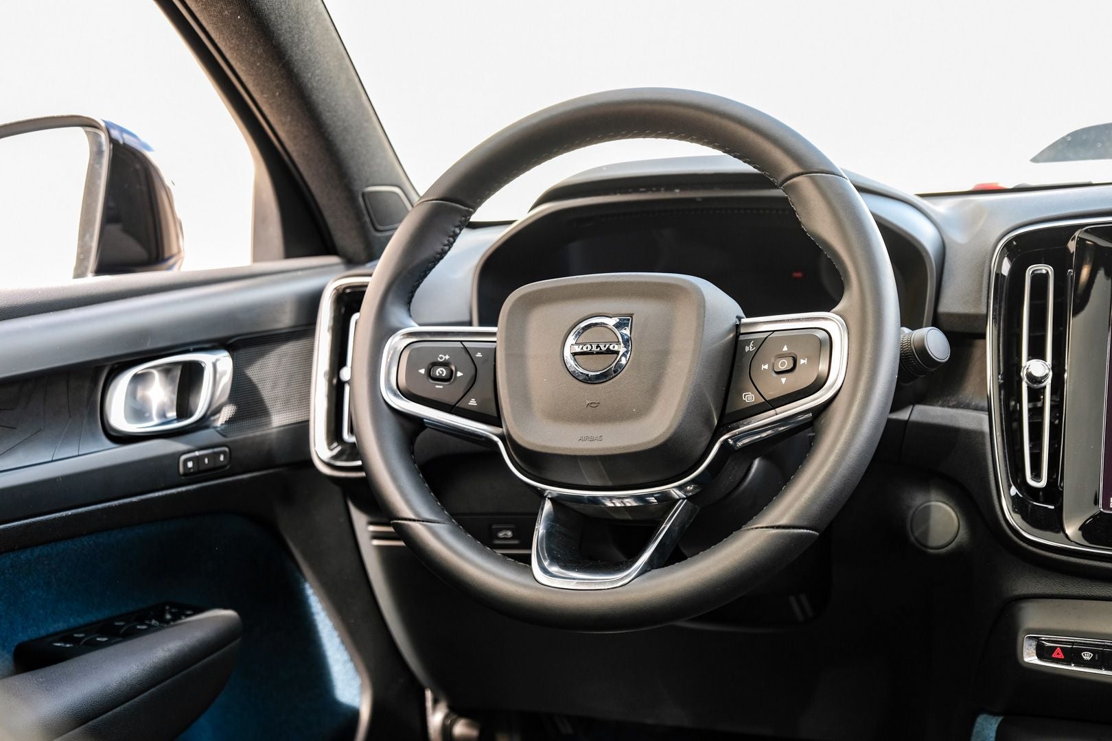 2023 Volvo C40 Recharge Pure Electric Twin Plus