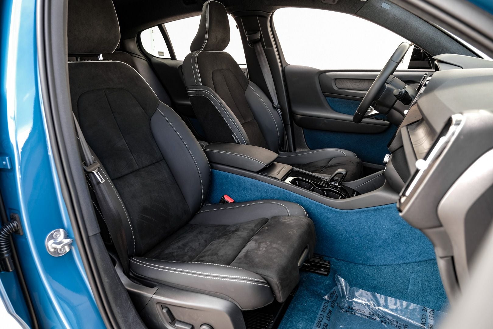 2023 Volvo C40 Recharge Pure Electric Twin Plus