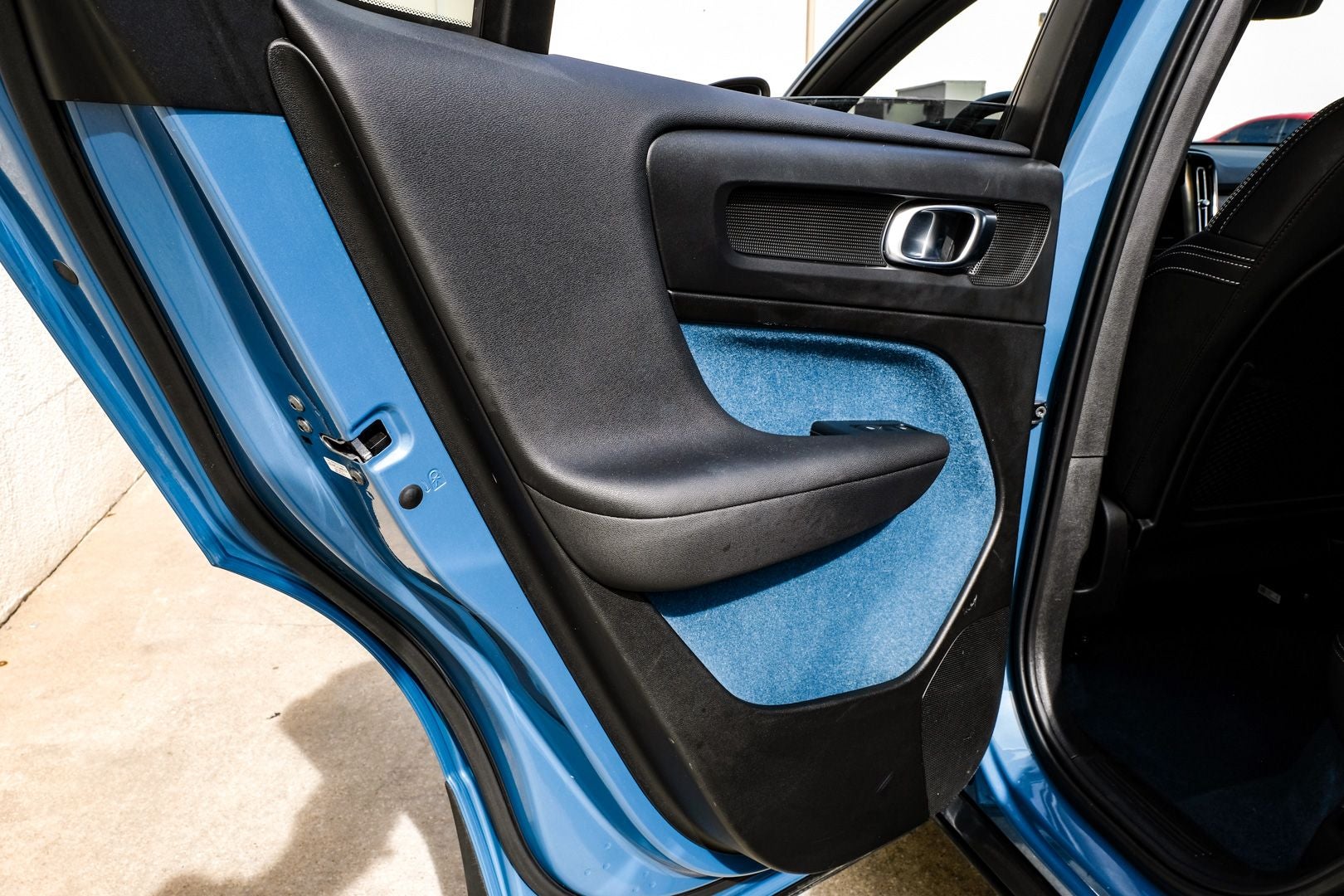2023 Volvo C40 Recharge Pure Electric Twin Plus