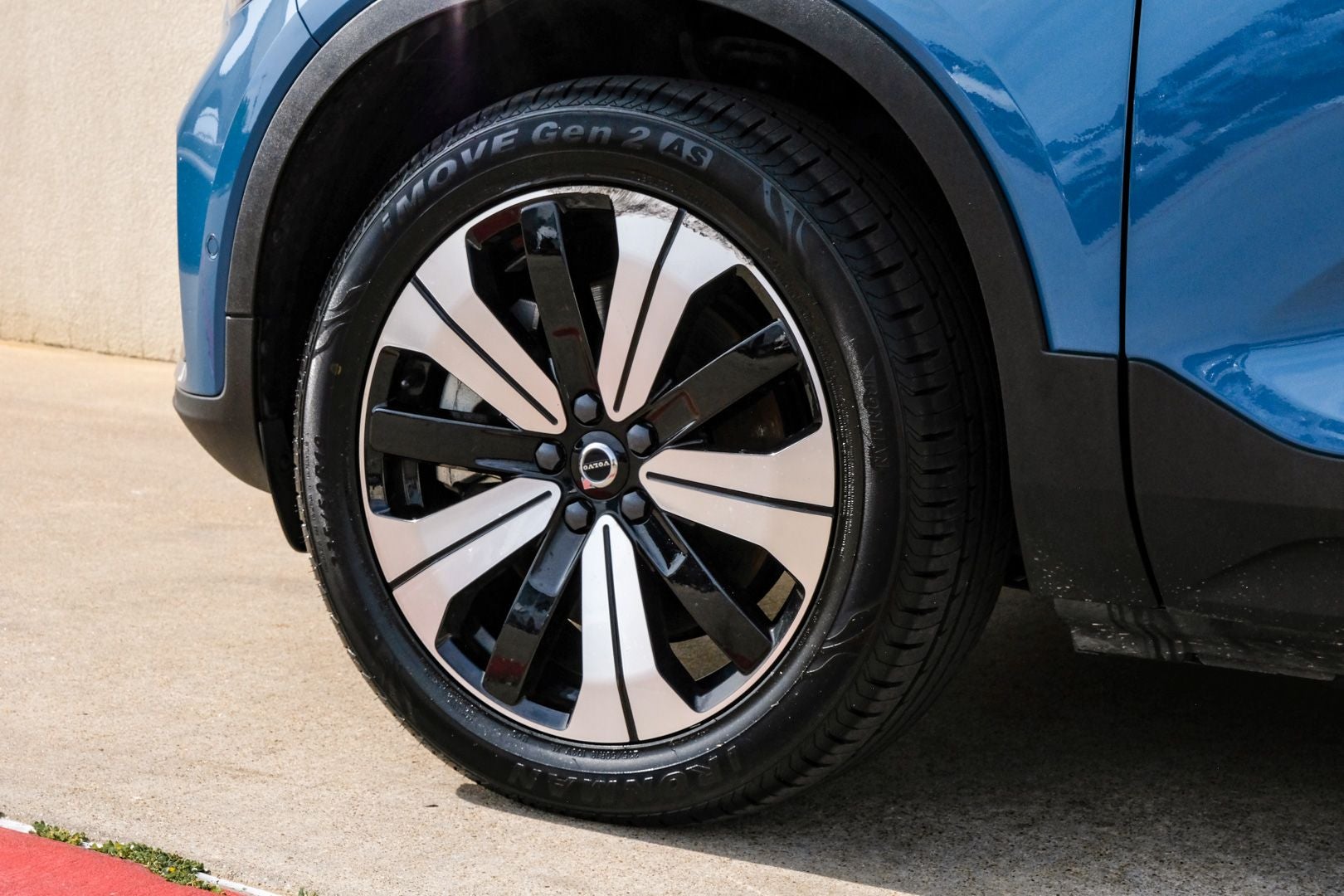 2023 Volvo C40 Recharge Pure Electric Twin Plus
