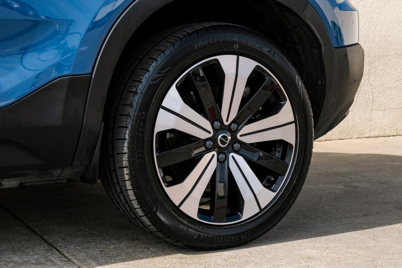 2023 Volvo C40 Recharge Pure Electric Twin Plus