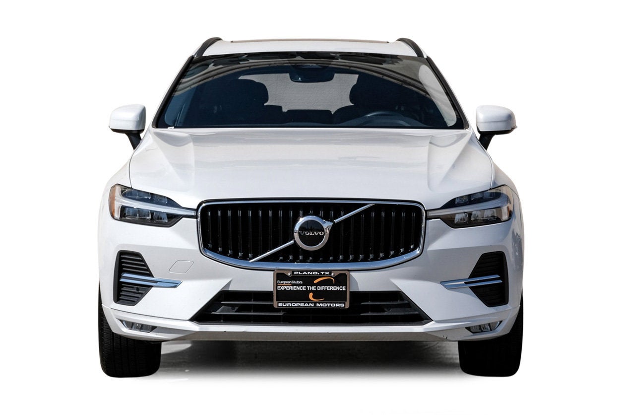 2022 Volvo XC60 B5 Momentum