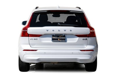 2022 Volvo XC60 B5 Momentum